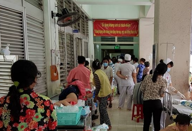 Làm ở bệnh viện không sướng đâu