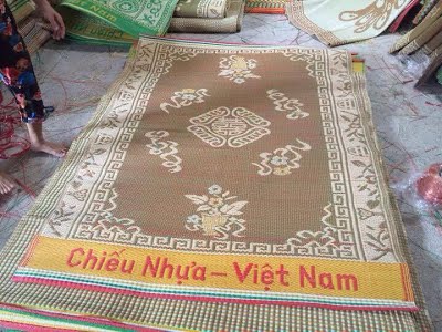 Chiếu nhựa Việt Nam bao tiền một cái