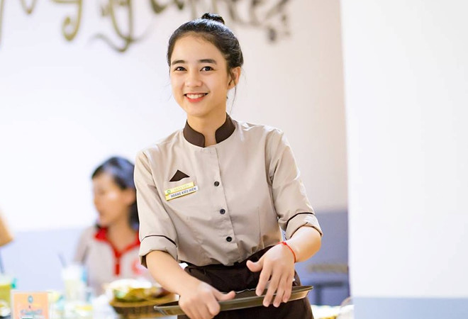 Lương sinh viên làm thêm ở quán chè