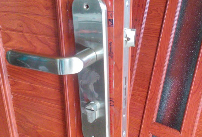 Dịch vụ sửa khóa cửa nhôm kính ở Hà Nội