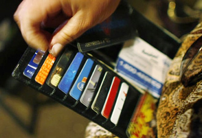 Cách phân biệt thẻ visa và thẻ master