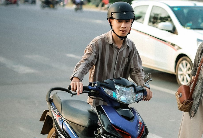 Xe máy hết xăng có đề được không