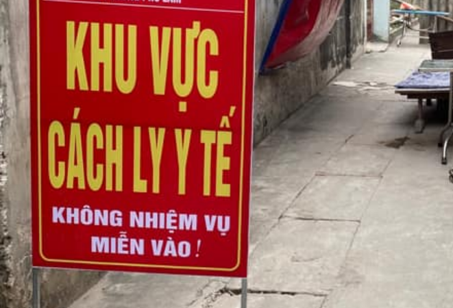 Làm gì khi biết mình bị dương tính Covid lúc test nhanh